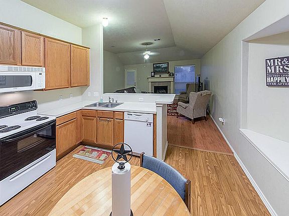 4th image of 34503 Park Green Dr