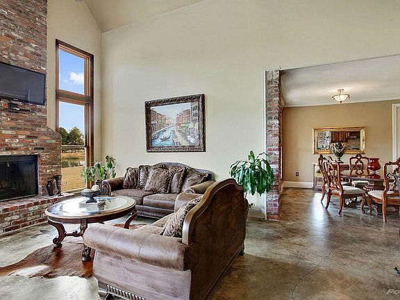 5th image of 356 Tranquility Dr