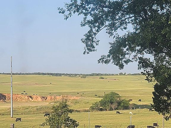 3rd image of 8650 Us Highway 82 E