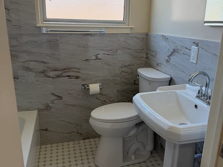 947 Roosevelt St #945 — Photo 1