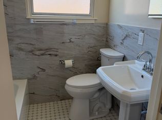 947 Roosevelt St #945, Monterey, CA 93940