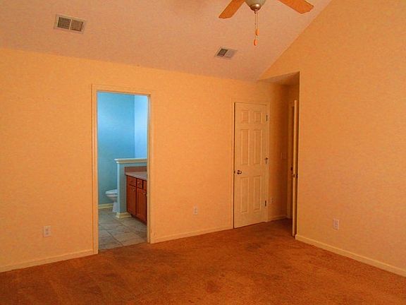 3rd image of 49 Misty Forest Dr