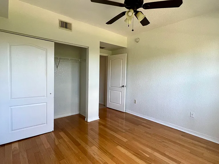 136 SW Peacock Blvd #19-104 — Photo 8