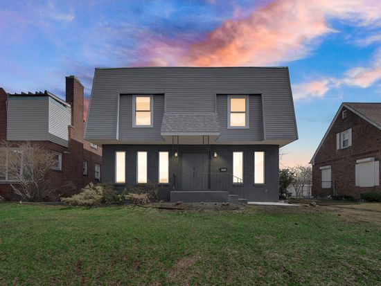 2585 Harrison St, Gary, IN 46407