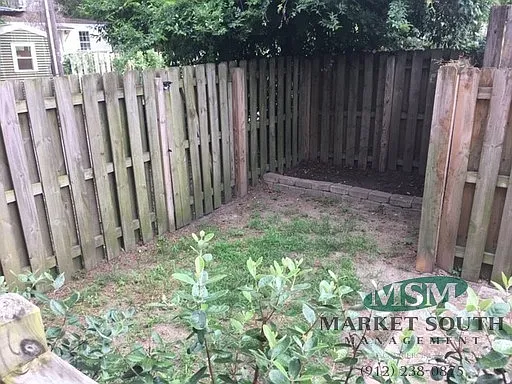1705 Lincoln St — Photo 16