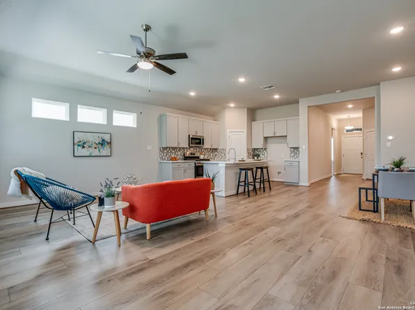 4438 Stark Aly, San Antonio, TX 78217