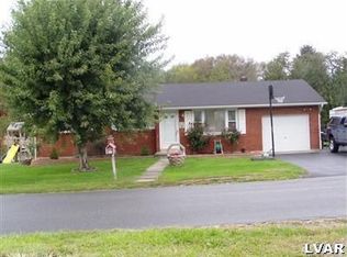 3175 S Penn Dixie Rd, Nazareth, PA 18064