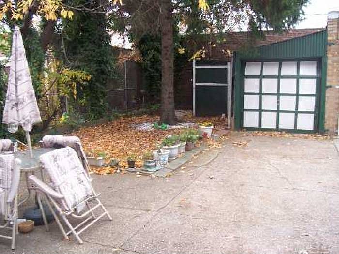 2nd image of 6181 Grove St