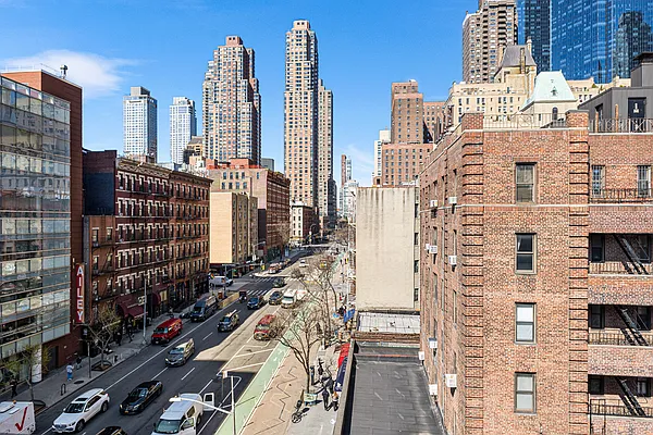 Rented by Douglas Elliman | media 10