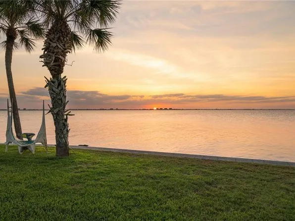 300 S Shore Dr, Sarasota, FL 34234