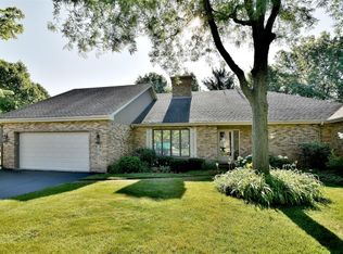 280 Royal Ln, Bloomingdale, IL 60108