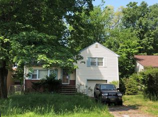 1028 Madison Ave, Plainfield, NJ 07060