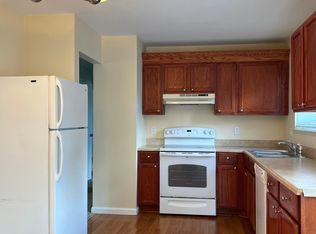 11075 Seventeen Mile Rd, Sterling Heights, MI 48313