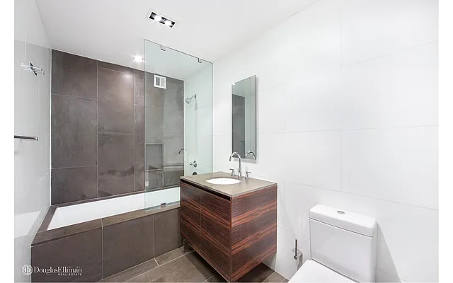 Rented by Douglas Elliman | media 16