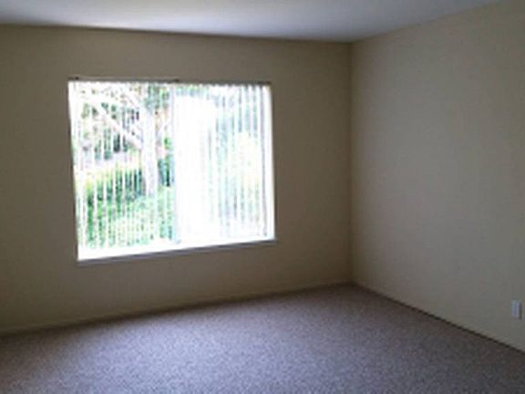 3rd image of 4220 Cesar Chavez St APT 533