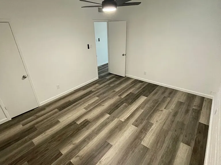 9361 W Polk St #4 — Photo 7