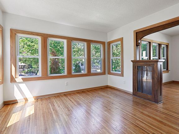 4th image of 660 Charles Ave