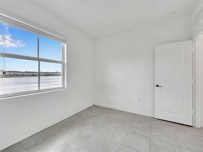 2300 NW 130th St — Photo 24