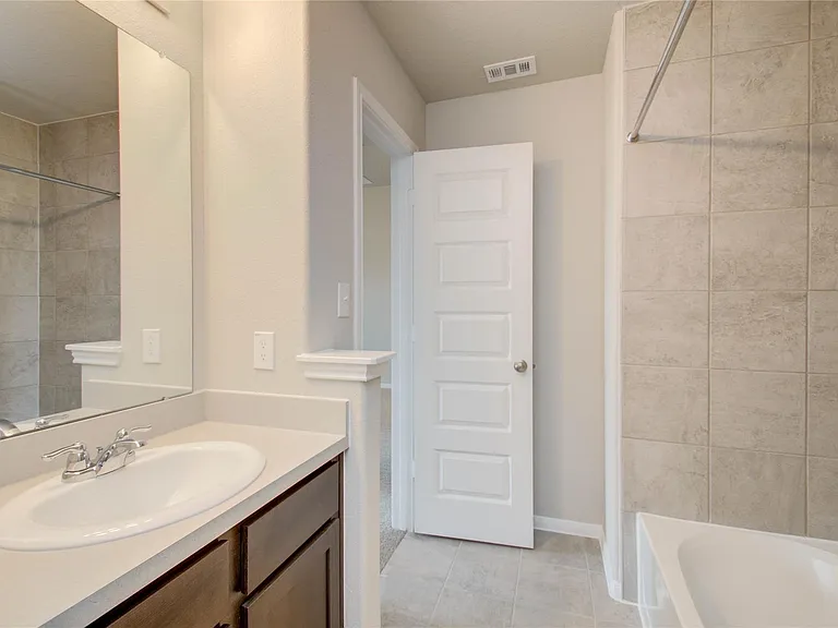 8403 Baywatch Cir — Photo 34