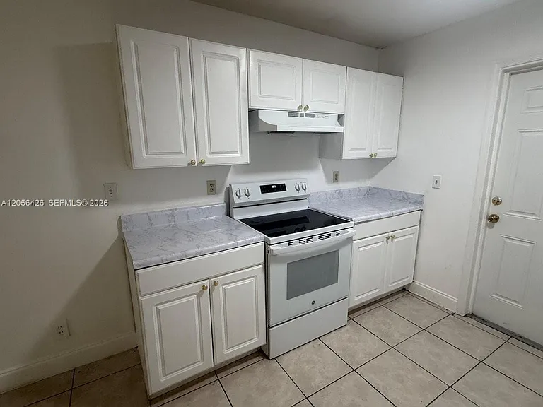 1132 NE 5th Ave #2 — Photo 6