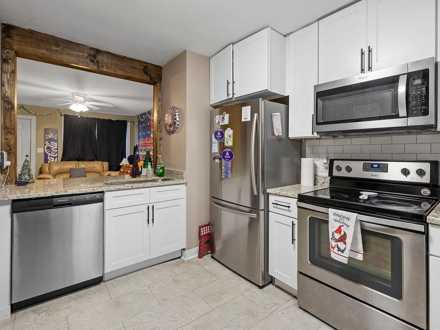105 S Elm St — Photo 4
