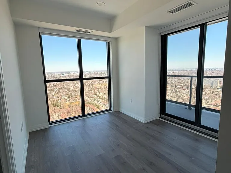 325 Yorkland Blvd #4303 — Photo 4