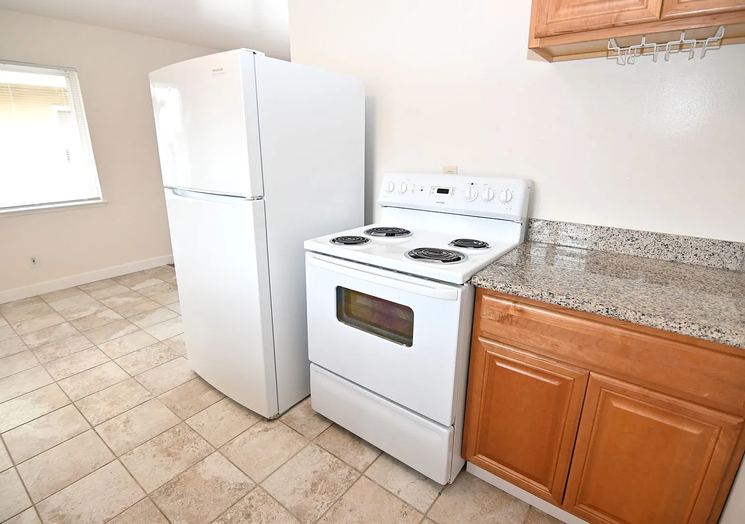 3176 Cadillac Drive — Photo 3