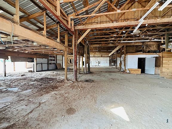 5th image of 17138 Twin School Hwy