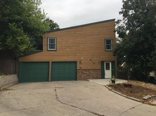 616 N Willow Ave, Pierre, SD 57501