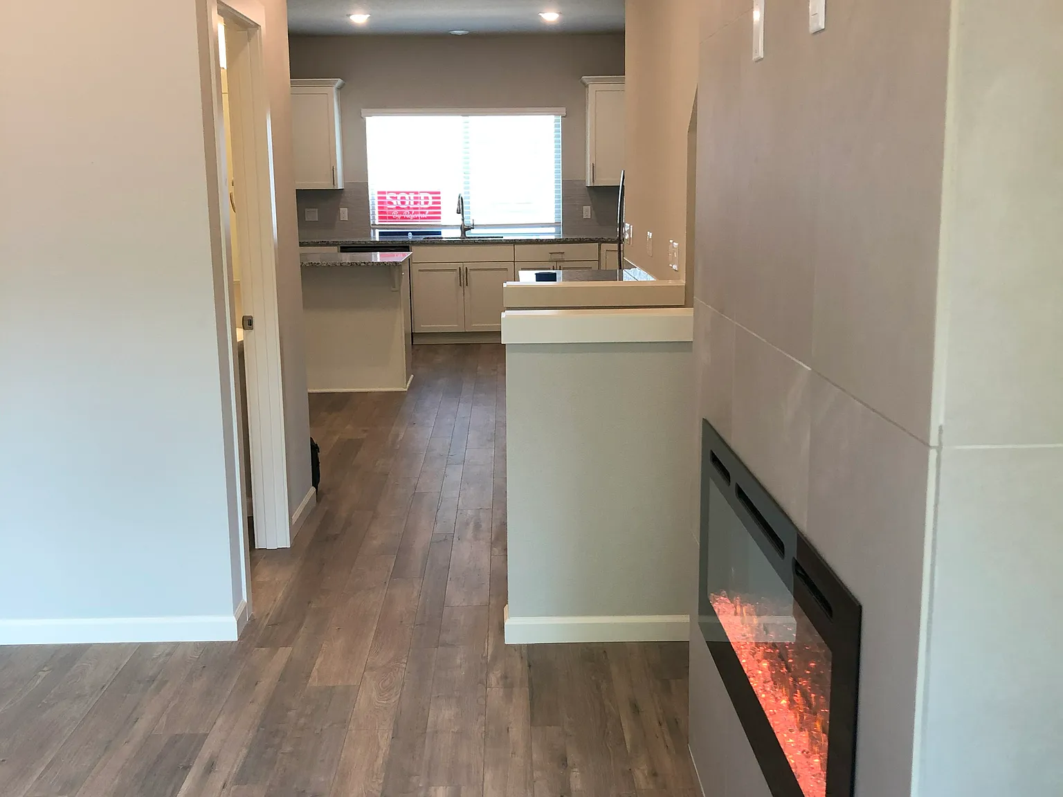 2 bed, 1432 sqft, $2,600 — Photo 2