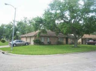 1407 E Baker Rd, Baytown, TX 77521