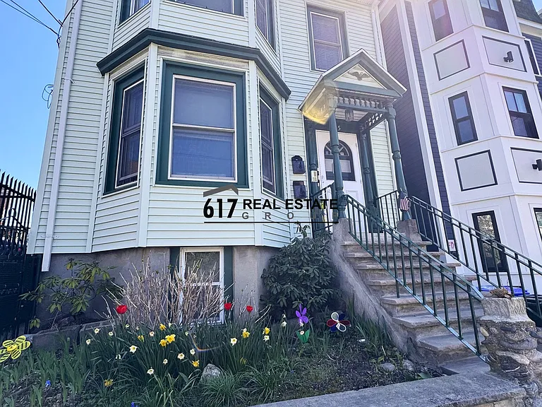235 E Eagle St #3 — Photo 13