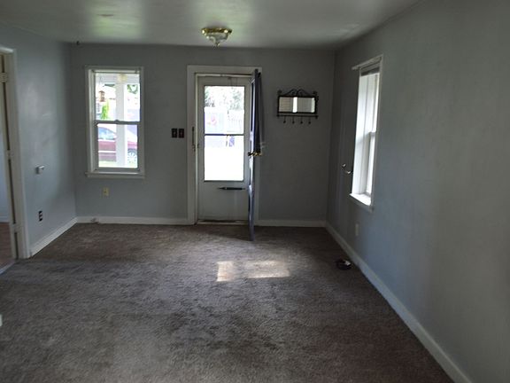 2nd image of 2310 1st Ave S