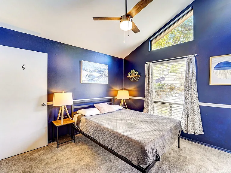 8111 Pine Green Ln — Photo 29
