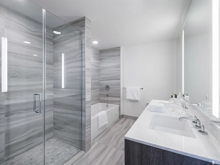 201 Folsom St #22A — Photo 12