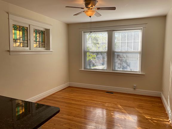4th image of 2408 Roseland Ter APT 1N