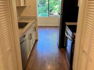 12520 NE 145th St #E36, Kirkland, WA 98034