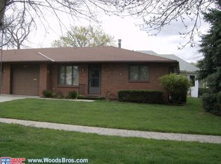 43 Seward St, Seward, NE 68434