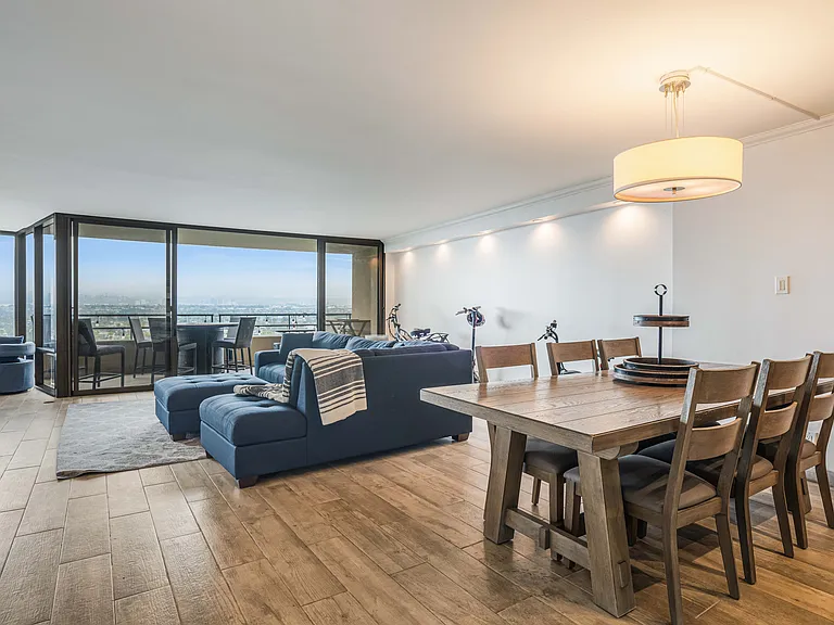 4316 Marina City Dr #927C — Photo 9