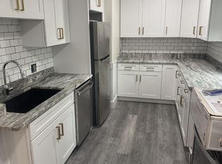 994 Somerville St UNIT 2, Manchester, NH 03103