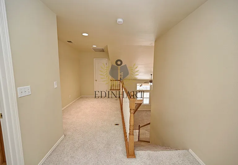 3750 W Vincent Ln — Photo 29