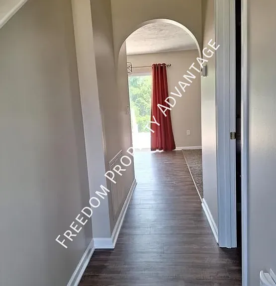 503 Panorama Dr — Photo 5