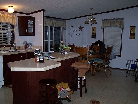 Eat In Kitchen With Island