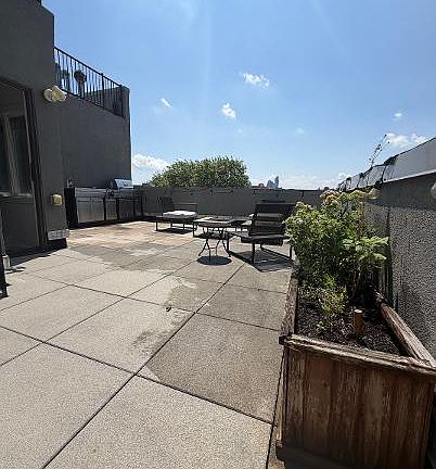 5th image of 30-26 14th St #Penthouse 3