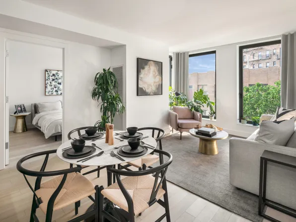 111 Montgomery Street image 1 of 12