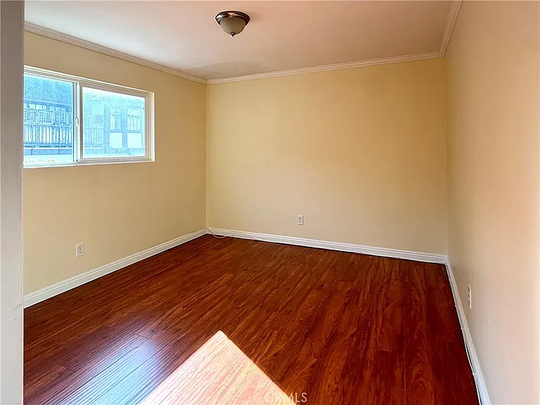 414 Mariposa Ave #B — Photo 5