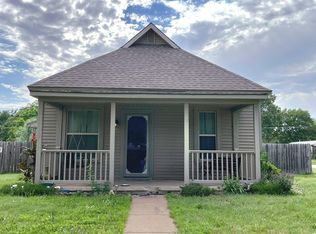 502 S Springfield Ave, Anthony, KS 67003