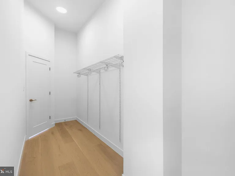 2532 Elvans Rd SE — Photo 44