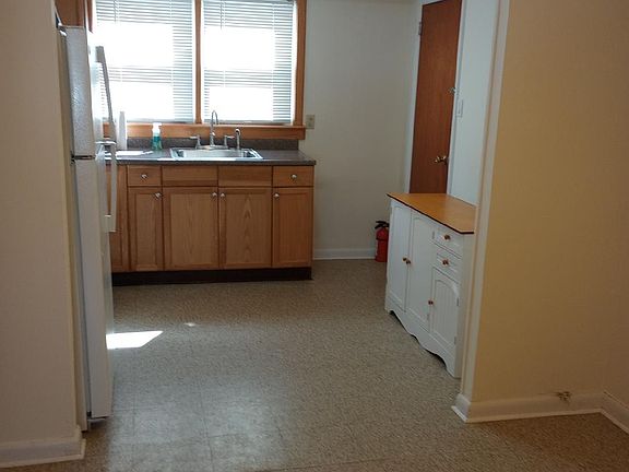 3rd image of 95-99 161st Ave #1
