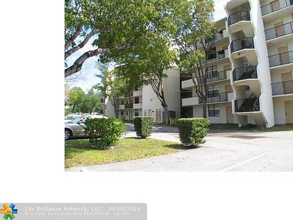 5th image of 3550 Blue Lake Dr APT 405
